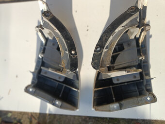 Mitsubishi 3000 GT zadní díl karoserie na světla bílý - 4