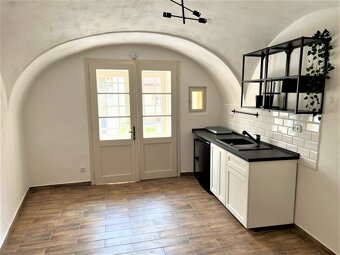 STAVEBNÍ PRÁCE,BRNO a okolí-Rekonstrukce bytů a domů - 4