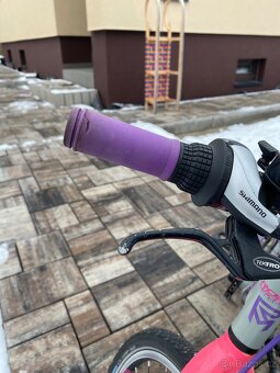 Dívčí kolo Rock machine vel.20” - 4