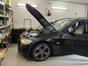 BMW e91 330i N52 M-Paket - 4