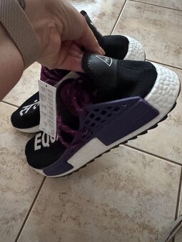 Tenisky adidas Pharrel Williams 43 1/2 - 4