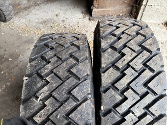 Pneu 265/70 R17,5 - 4