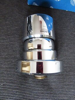 PRODÁM NOVÝ GROHE RELAX PLUS CHROM 28198000 BOČNÍ SPRCHA DN - 4
