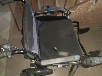 Elektrický invalidní vozík - 4