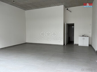 Pronájem obchod a služby, 75 m², Pardubice, ul. Smilova - 4