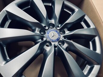 TOP kola Mercedes GLC 19” originál - 4