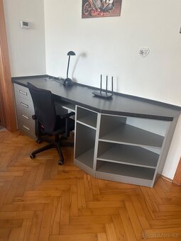 Počítačový stůl - 4