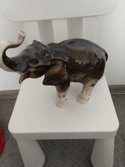 Porcelánový slon Royal Dux Bohemia - 4