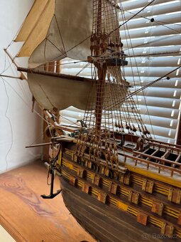 Dřevěný model lodi - 4
