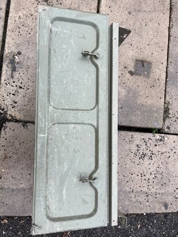 Praga V3S - kastlík na nářadí - 4