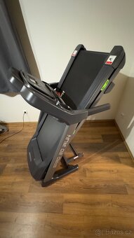 Běžecký pás Housefit Spiro 20 iRun - 4