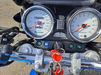 Kawasaki ZR-7 Možné splátky - 4