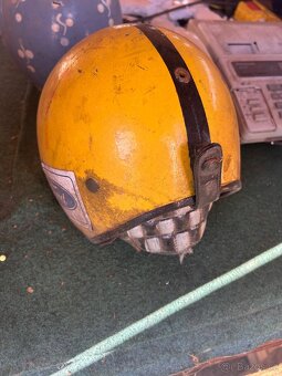 Stará helma - 4