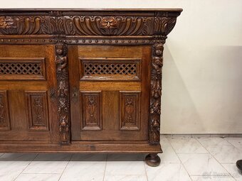 Starožitná neorenesanční skříň - 4