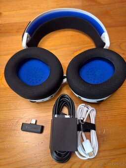 Herní bezdrátová sluchátka SteelSeries Arctis 7P+ White. - 4