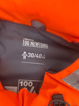 Plovací vesty Decathlon (30-40kg, 40-60kg) jako nové - 4