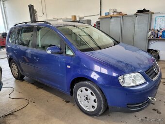 VW TOURAN - NÁHRADNÍ DILY, MOTOR K.O. - 4