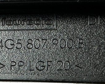Lišta zadního nárazníku 4G5807900B Audi A6 C7 4G FL avant 18 - 4