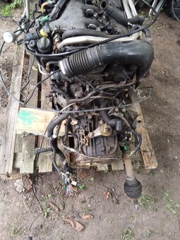 Motor Citroen C4 2.0 100kw HDI - 4
