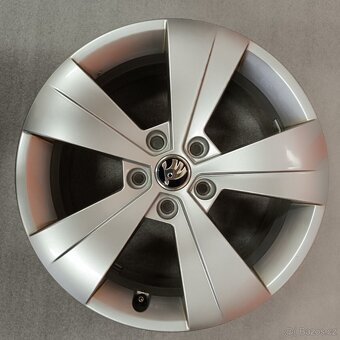 Originální alu kola na Škoda Superb III, 6,5Jx17'' - 4