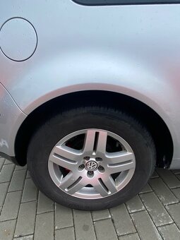 Volkswagen golf - 4