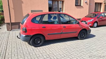 Renault Scénic 1.6i - 4