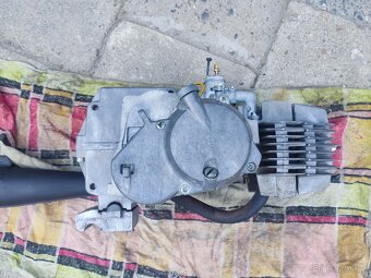 Motor s příslušenstvím manet korado - 4