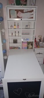 Sklápěcí stůl na zeď - 4