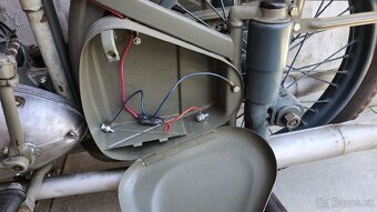 Jawa 250 pérák voják - 4