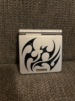NINTENDO GAME BOY ADVANCE SP LIMITOVANA EDICIA TRIBAL - 4