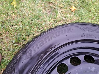 zimní sada 215/55/16 s roztečí 5x112 - 4