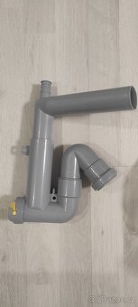 Kuchyňský dřez nerezovy s baterii - 4