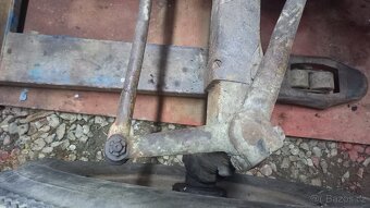 Zetor 25A-přední náprava - 4