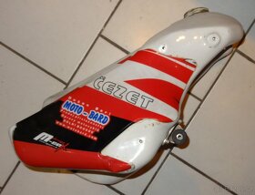 Motokros nádrž se spoilery - 4