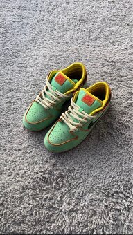 Nike SB Dunk Low Rodeo Tourmaline - 4