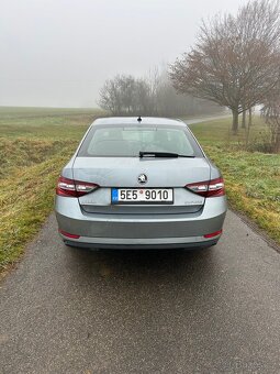 Skoda superb 3 2.0 tdi 110kw l&k r.v 2016 naj 290t km cz - 4