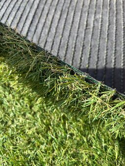 Luxusní umělý trávník 5,2x 4 m - 4