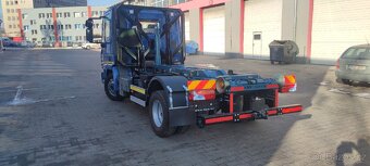 Traktor nosič kontejnerů Iveco eurocargo 75180 - 4