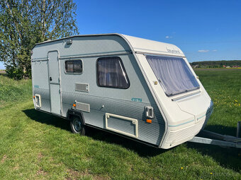 Karavan Beyerland Vitesse 430TM, osoby, předstan - 4