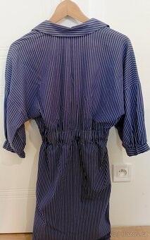 Šaty ZARA XS – téměř nové – modré s proužky – 449 Kč - 4