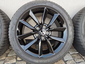 ALU Honda Civic 10g OEM r17x8j ET 50, 235/55/17 - 4