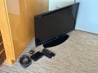 Televize SHARP + Set-top box - 4