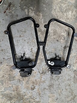 Honda vtx 1800 padáky predstupacky + držáky brašen orig - 4