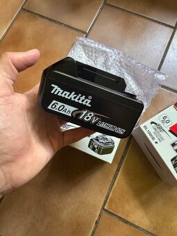 Nove baterie Makita 18V 6Ah - 4