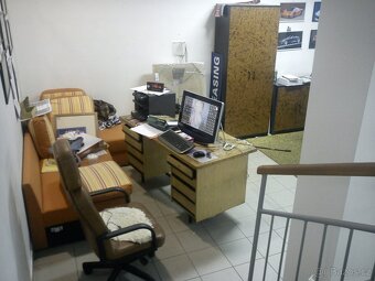 PRODEJ nebytových prostor (Kanceláč , Obchod , Ateliér) FnO. - 4