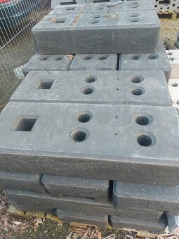 Podstavec patka plastová - 4