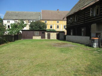 Prodej zemědělské usedlosti s pozemkem 4629 m2 v Rašovicích - 4