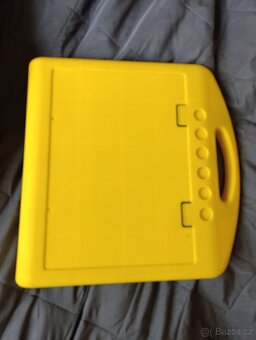 Plastová magnetická tabule s písmeny a čísly playgo - 4