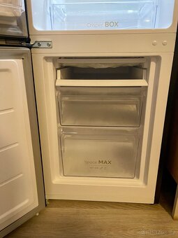 Lednice Siguro – jako nová, ještě 7 měsíců v záruce - 4