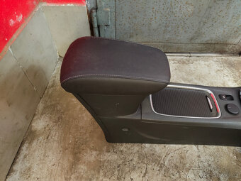 Opěrka, tapeci Astra K - kožené - 4